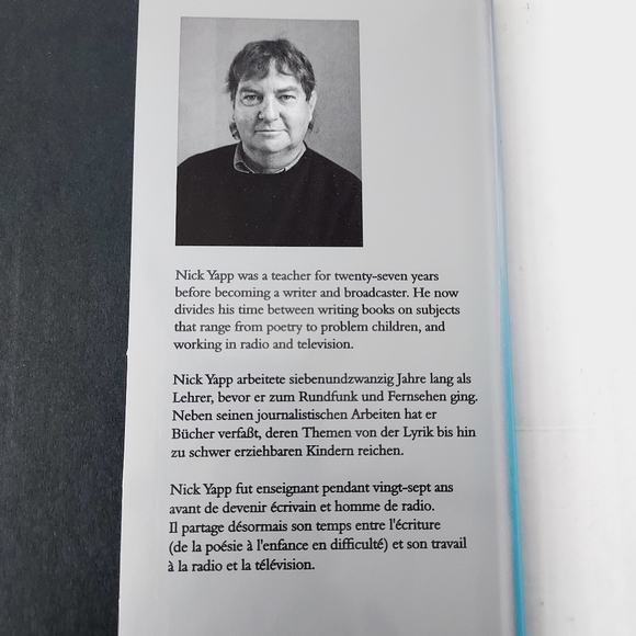 •Camera in Conflict - The Hulton Getty Picture Collection by Nick Yapp - Picture 9 of 12